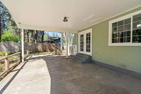 Exterior - 6024 E 11th Ave, Spokane Valley, WA 99212 photo 3 of 5