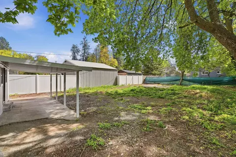 Exterior - 1412 E 36th Ave, Spokane, WA 99203 photo 3 of 6