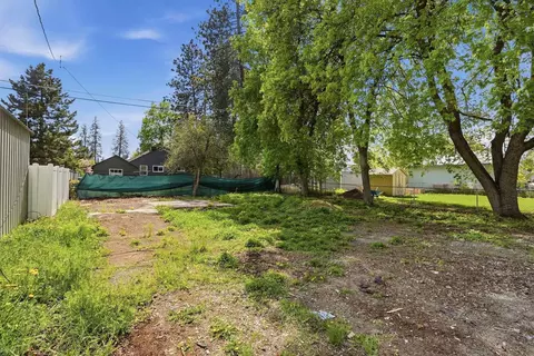 Exterior - 1412 E 36th Ave, Spokane, WA 99203 photo 6 of 6