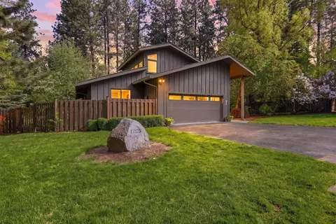 1925 E Rockwood Blvd, Spokane, WA 99203
