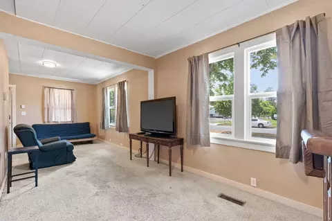 Living - 303 E Augusta Ave, Spokane, WA 99207 photo 4 of 4