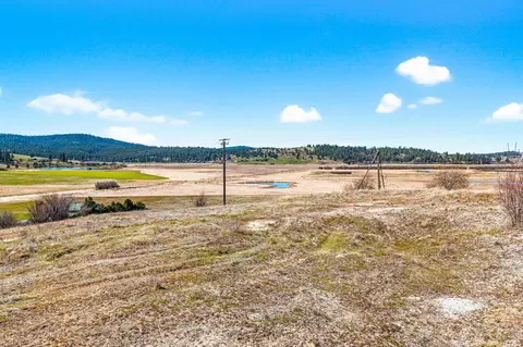 3811 S Henry Rd, Greenacres, WA 99016