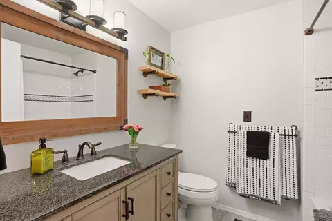 Bath - 11113 E 38th Ave, Spokane Valley, WA 99206 photo 2 of 3