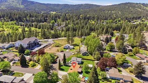 View/Area - 11113 E 38th Ave, Spokane Valley, WA 99206 photo 6 of 9