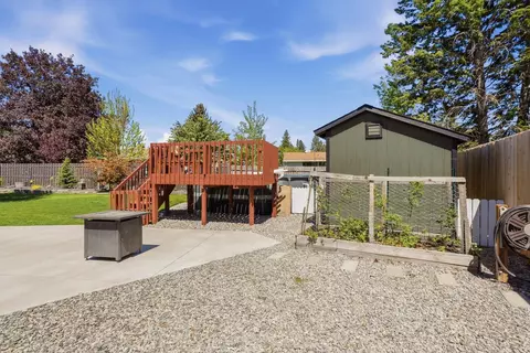 Exterior - 11113 E 38th Ave, Spokane Valley, WA 99206 photo 6 of 10