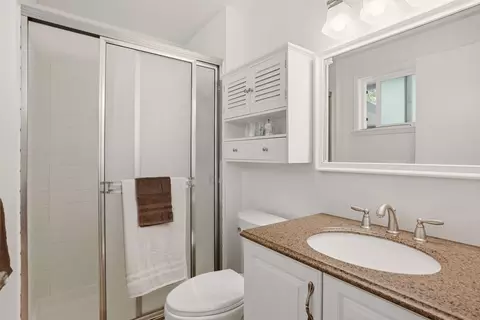 Bath - 11113 E 38th Ave, Spokane Valley, WA 99206 photo 1 of 3