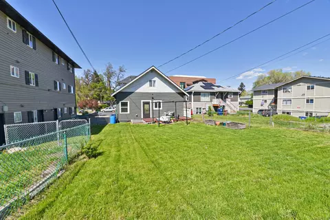 Exterior - 2814 Everett Ave, Spokane, WA 99217 photo 4 of 7