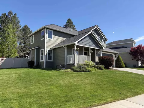 7727 S Parway Ln, Cheney, WA 99004