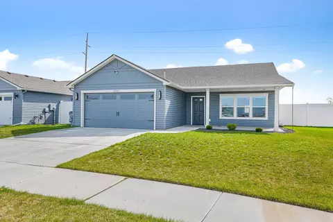 10307 W Salmonberry Rd, Cheney, WA 99004