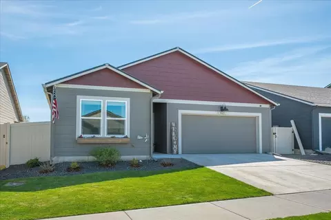 8125 S Safflower St, Cheney, WA 99004