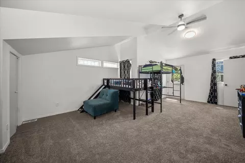 Bedroom - 24 E 34th Ave, Spokane, WA 99203 photo 2 of 3