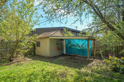 Exterior - 24 E 34th Ave, Spokane, WA 99203 photo 13 of 15