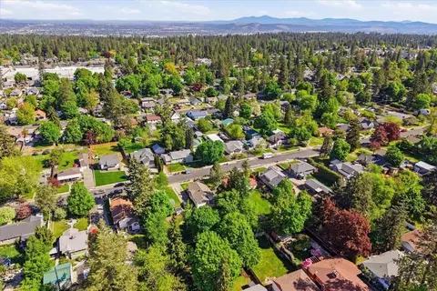 View/Area - 826 E 34th Ave, Spokane, WA 99203 photo 12 of 13