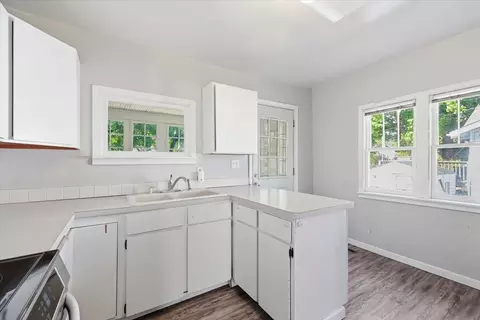 Kitchen - 826 E 34th Ave, Spokane, WA 99203 photo 3 of 3