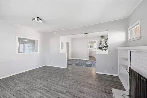 Living - 826 E 34th Ave, Spokane, WA 99203 photo 4 of 5