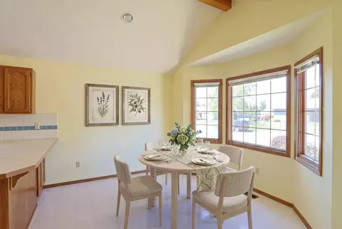 Dining - 9803 N Comanche Dr, Spokane, WA 99208 photo 2 of 2
