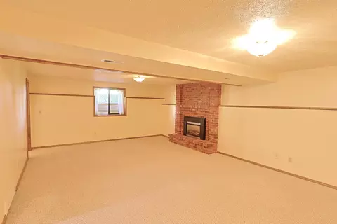 Living - 9803 N Comanche Dr, Spokane, WA 99208 photo 6 of 6