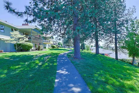 Exterior - 9803 N Comanche Dr, Spokane, WA 99208 photo 6 of 14