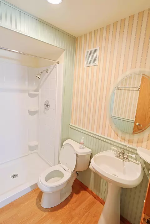 Bath - 9803 N Comanche Dr, Spokane, WA 99208 photo 1 of 3