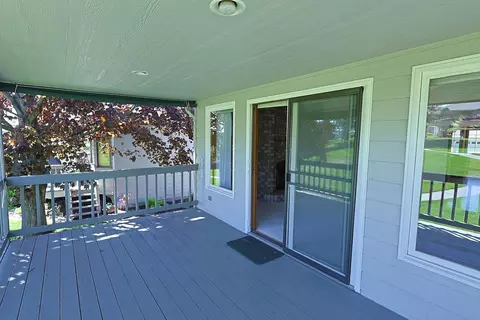 Exterior - 9803 N Comanche Dr, Spokane, WA 99208 photo 3 of 14
