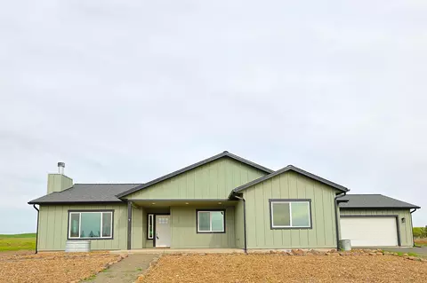 12213 S Stangland Rd, Medical Lake, WA 99022