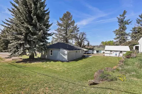 Exterior - 230 E 3rd St, Spangle, WA 99031 photo 5 of 5