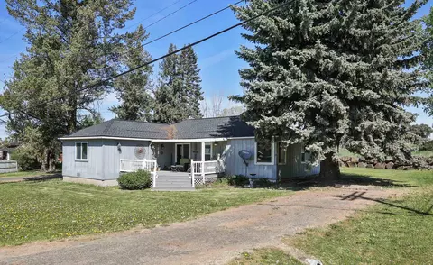 230 E 3rd St, Spangle, WA 99031