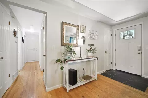 Entry Way - 11205 E 22nd Ave, Spokane Valley, WA 99206 photo 1 of 1