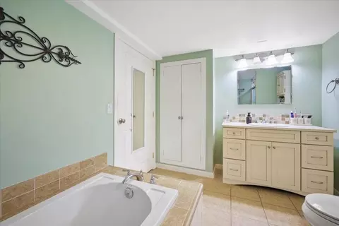 Bath - 11205 E 22nd Ave, Spokane Valley, WA 99206 photo 2 of 3