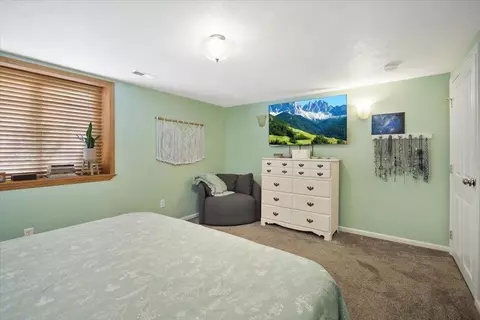 Bedroom - 11205 E 22nd Ave, Spokane Valley, WA 99206 photo 5 of 5