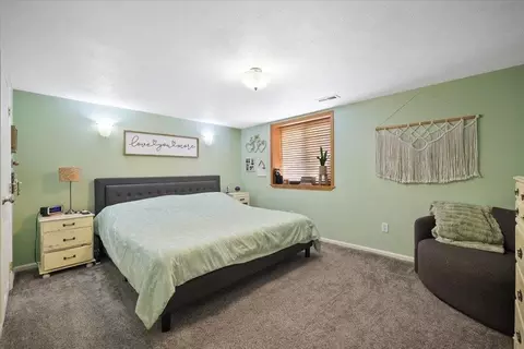 Bedroom - 11205 E 22nd Ave, Spokane Valley, WA 99206 photo 4 of 5
