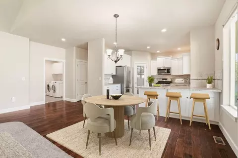 Dining - 7521 N E St, Spokane, WA 99208 photo 2 of 2