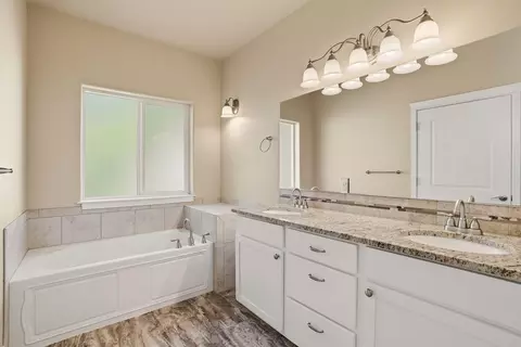 Bath - 7521 N E St, Spokane, WA 99208 photo 1 of 3
