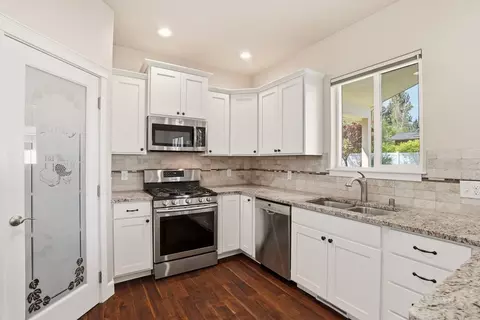 Kitchen - 7521 N E St, Spokane, WA 99208 photo 2 of 3