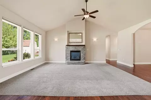 Living - 7521 N E St, Spokane, WA 99208 photo 5 of 7