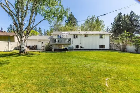 Exterior - 2111 E 63 Ave, Spokane, WA 99223 photo 12 of 15
