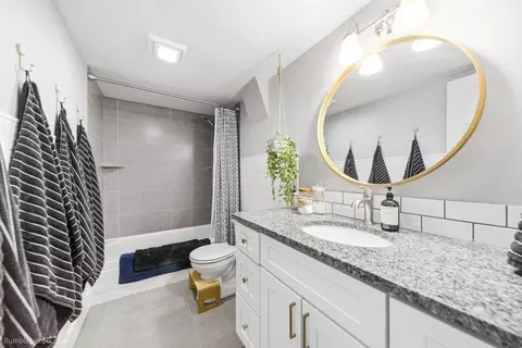 Bath - 2111 E 63 Ave, Spokane, WA 99223 photo 3 of 3