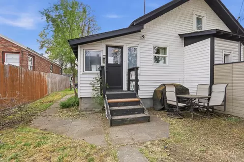 Exterior - 1723 E Hoffman Ave, Spokane, WA 99207 photo 3 of 6
