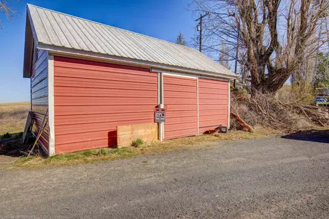 Exterior - 51492 Sobek Rd E Rd, Edwall, WA 99008 photo 2 of 6