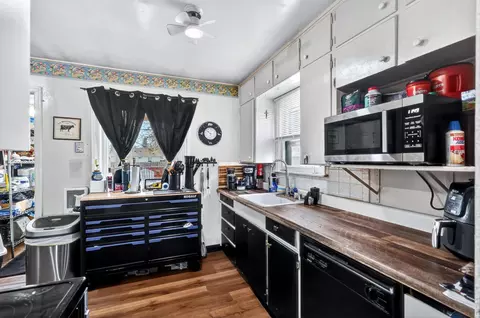 Kitchen - 824 E Joseph Ave, Spokane, WA 99208 photo 1 of 5