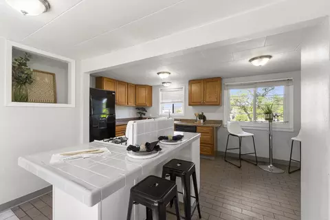 Kitchen - 6722 E 4th Ave, Spokane Valley, WA 99212 photo 3 of 6