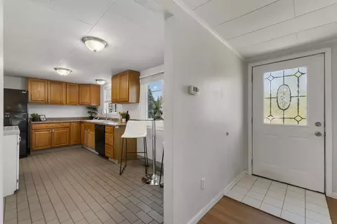 Entry Way - 6722 E 4th Ave, Spokane Valley, WA 99212 photo 1 of 1