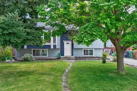 Exterior - 610 E Vicksburg Ave, Spokane, WA 99208 photo 2 of 13