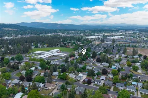 View/Area - 610 E Vicksburg Ave, Spokane, WA 99208 photo 7 of 8