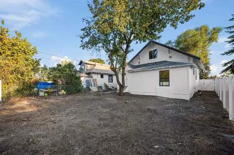 Exterior - 2911 E Fairview Ave, Spokane, WA 99207 photo 6 of 6