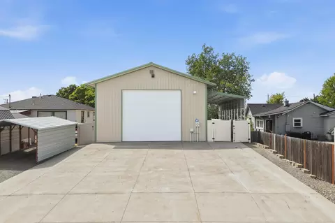 4218 N Maple St, Spokane, WA 99208