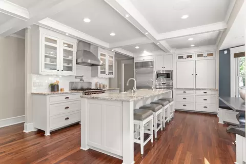 Kitchen - 845 E Overbluff Rd, Spokane, WA 99203 photo 1 of 5