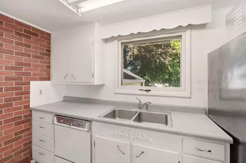 Kitchen - 10121 E 4th Ave, Spokane Valley, WA 99206 photo 1 of 3