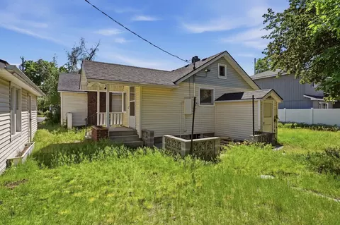 Exterior - 10121 E 4th Ave, Spokane Valley, WA 99206 photo 10 of 11