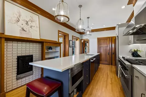 Kitchen - 1122 E 20th Ave, Spokane, WA 99203 photo 2 of 3